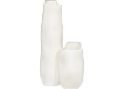 Amila Vase