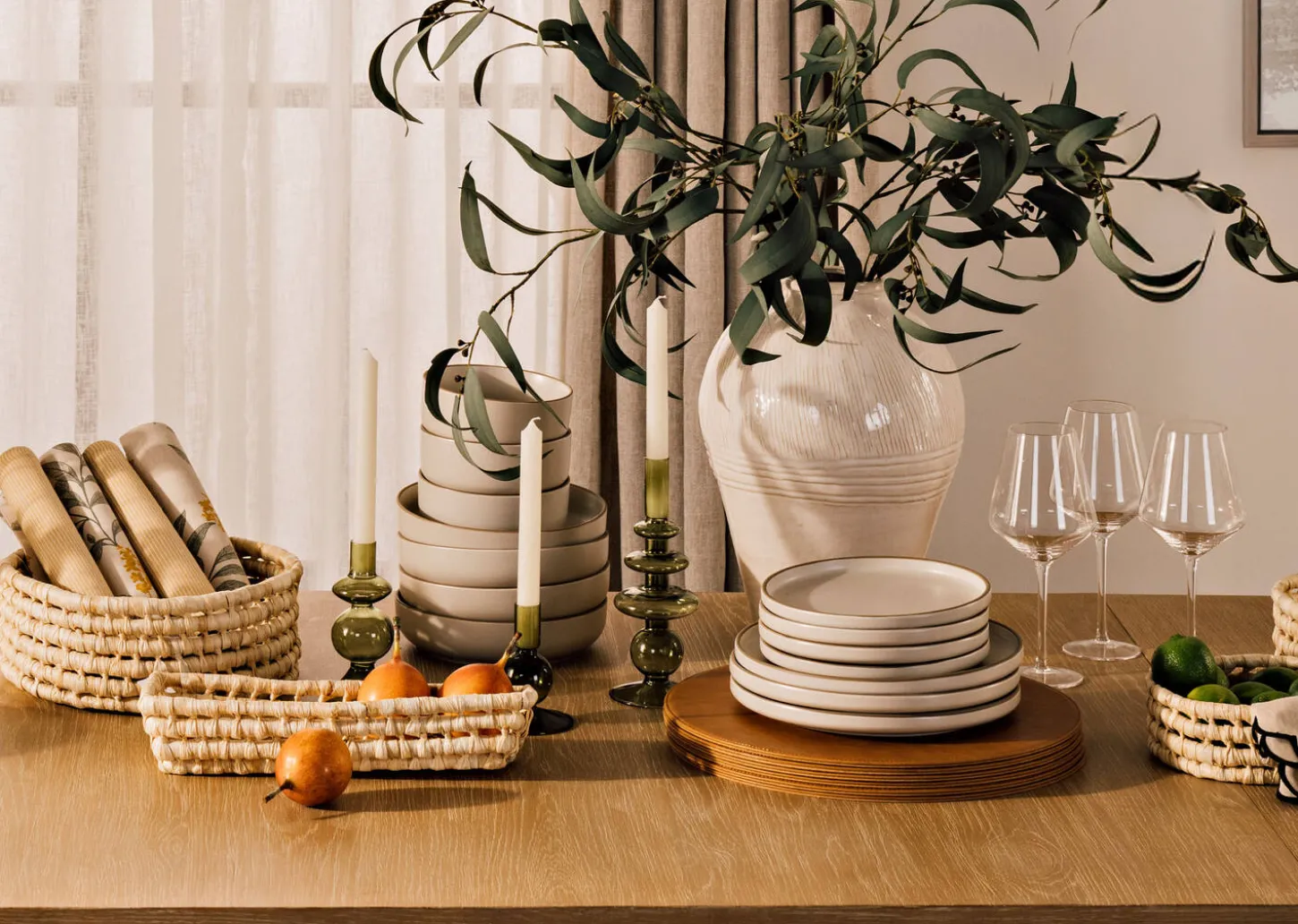 Bobbi Candle Holder