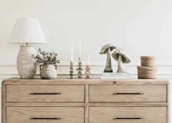 Eloi Vases
