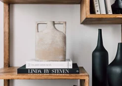 Eloi Vases