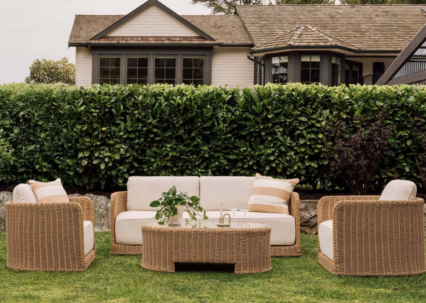Malti Outdoor Sofa -Natural