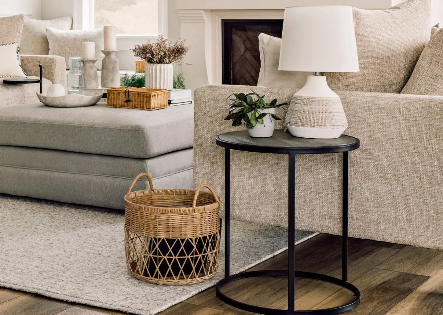 Maura Table Lamp