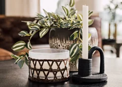 Newton Candle Holder