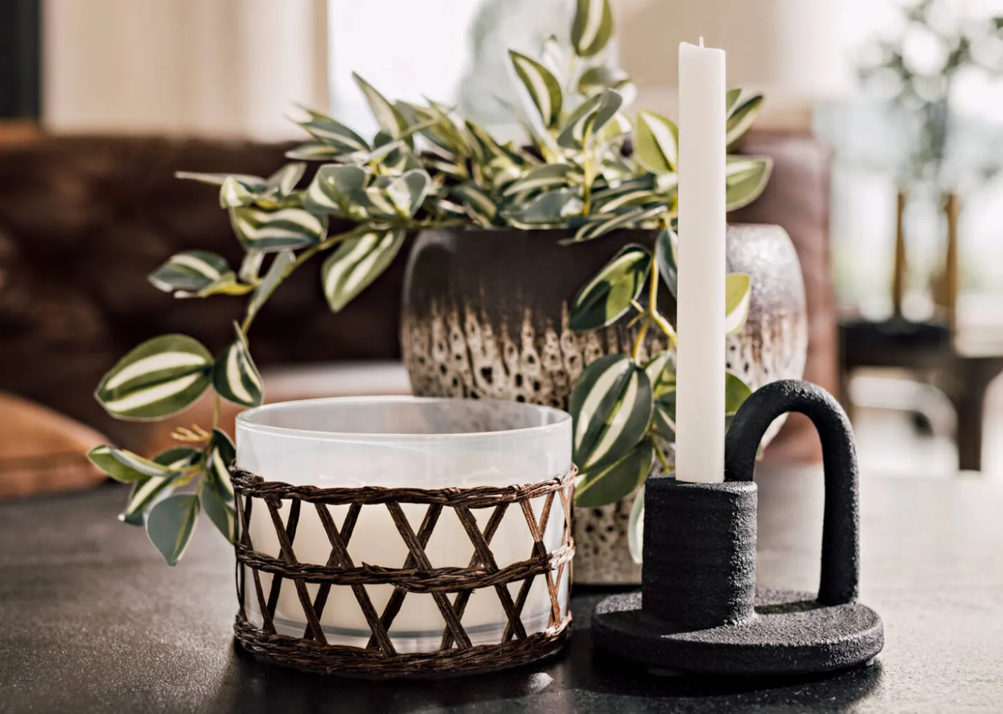 Newton Candle Holder