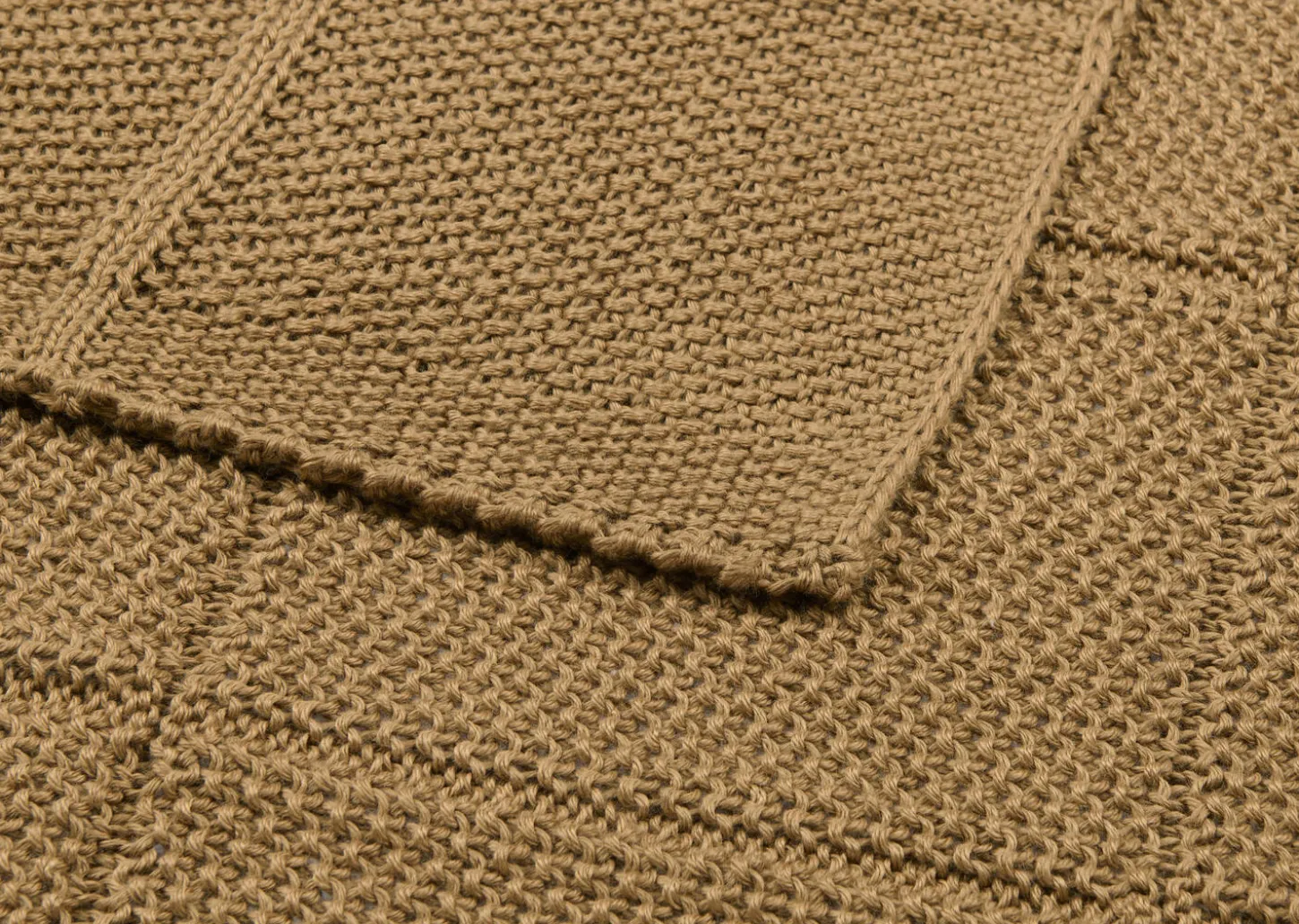 Nicholine Throw