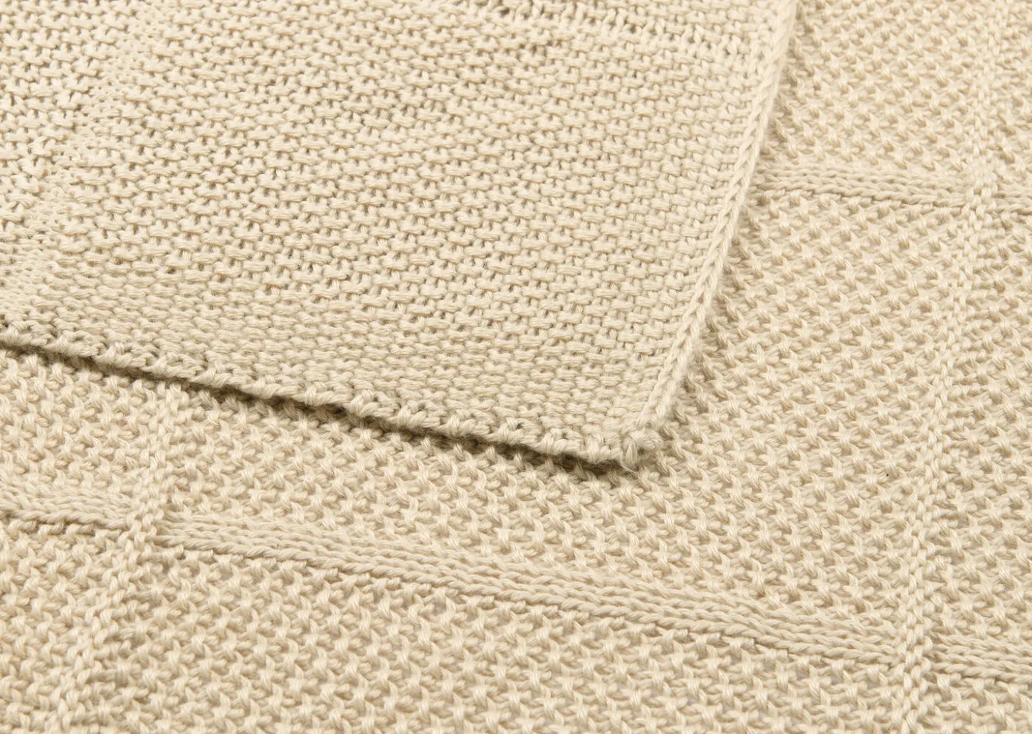 Nicholine Throw