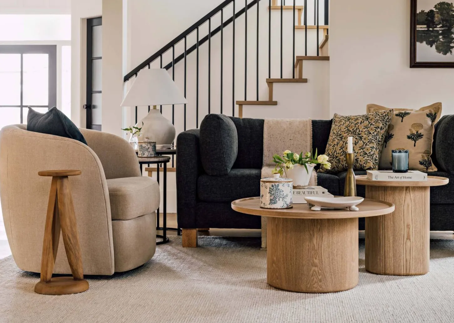 Viola Swivel Chair